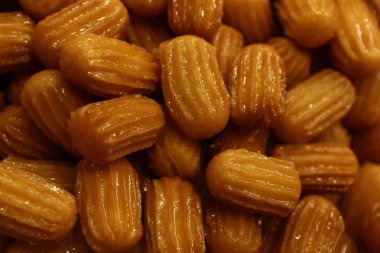 Geleneksel hindistancevizli tatlı baklavası. Ev yapımı fındıklı ve ballı baklava..