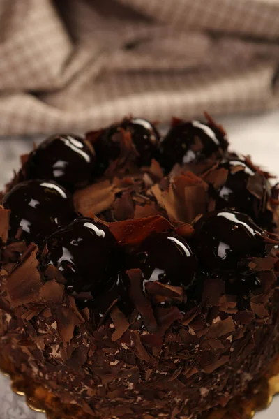 Masada lezzetli bir pasta var.