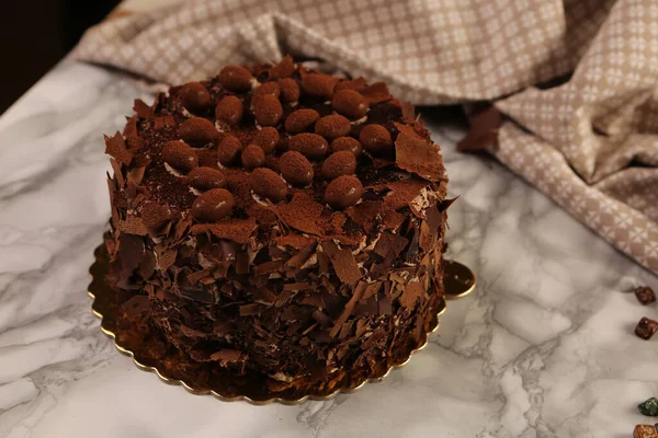 Masada lezzetli bir pasta var.