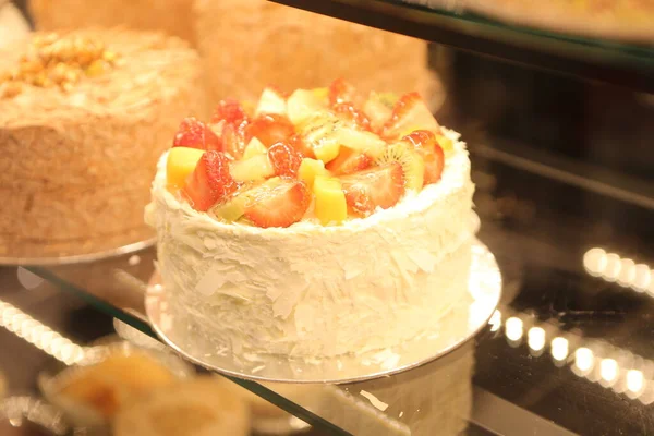 Masada lezzetli bir pasta var.