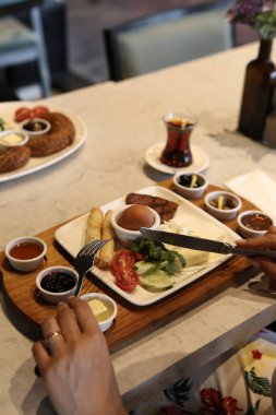 zengin ve leziz Türk Kahvaltı