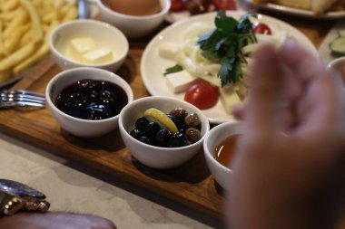 zengin ve leziz Türk Kahvaltı