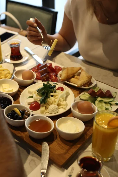 zengin ve leziz Türk Kahvaltı