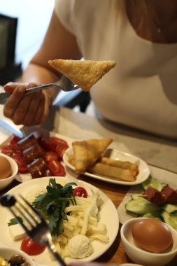 zengin ve leziz Türk Kahvaltı