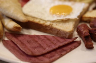 zengin ve leziz Türk Kahvaltı