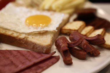 zengin ve leziz Türk Kahvaltı