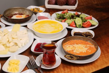 zengin ve leziz Türk Kahvaltı