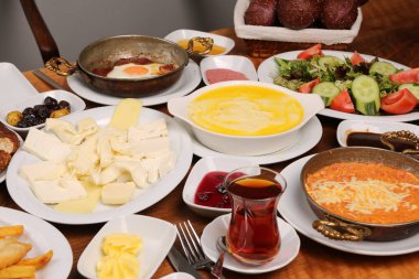 zengin ve leziz Türk Kahvaltı
