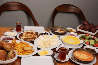 zengin ve leziz Türk Kahvaltı