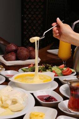 zengin ve leziz Türk Kahvaltı