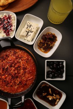 zengin ve leziz Türk Kahvaltı