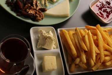 zengin ve leziz Türk Kahvaltı