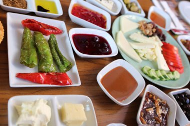 zengin ve leziz Türk Kahvaltı
