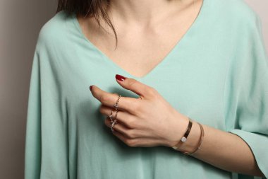 Elmas Mücevherler ve Moda Mücevherleri