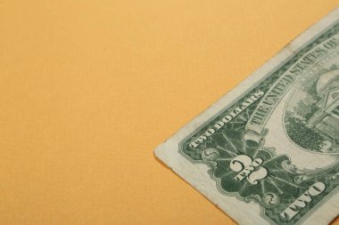 Bir sürü nakit bize dolar