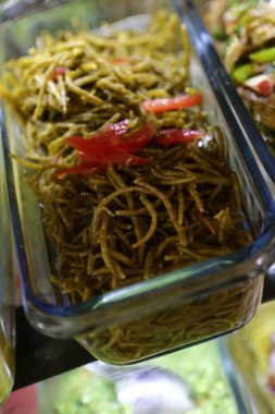 Geleneksel Türk ve Yunan yemek meze masası