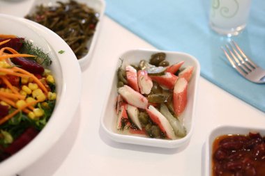 Geleneksel Türk ve Yunan yemek meze masası