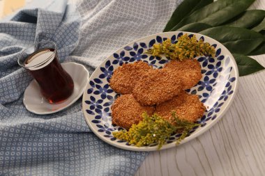 Koyu çikolata parçaları ile tanımlama