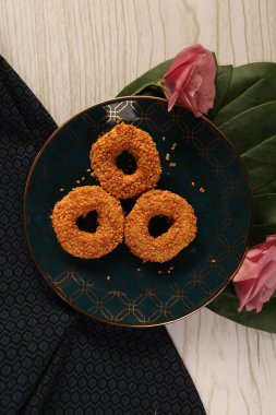 Koyu çikolata parçaları ile tanımlama