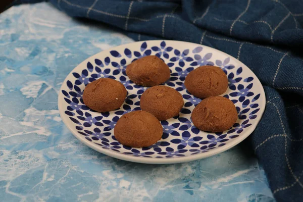 Kekse Mit Dunklen Schokoladenstücken — Stockfoto