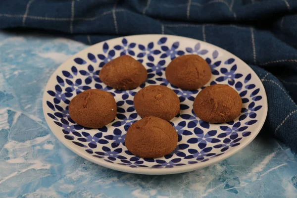 Kekse Mit Dunklen Schokoladenstücken — Stockfoto