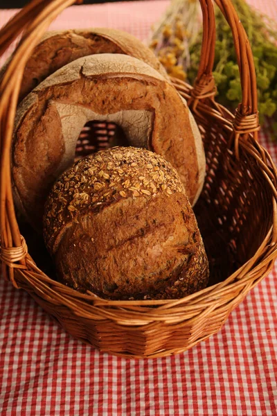 Lezzetli doğal estetik fırınlanmış ekmek