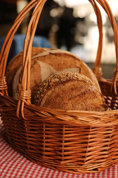 Lezzetli doğal estetik fırınlanmış ekmek
