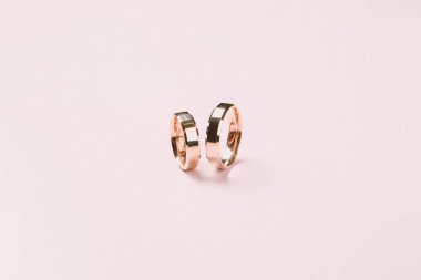 Elmas Mücevherler ve Moda Mücevherleri