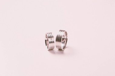 Elmas Mücevherler ve Moda Mücevherleri