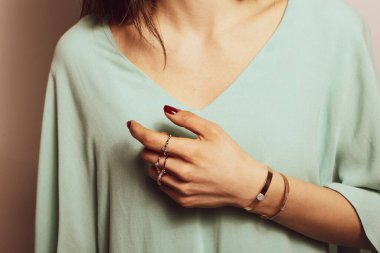 Elmas Mücevherler ve Moda Mücevherleri