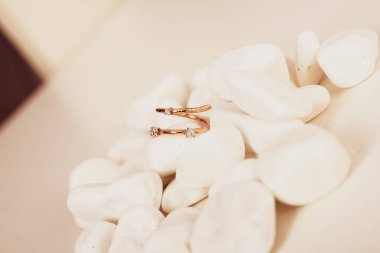 Elmas Mücevherler ve Moda Mücevherleri