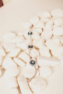 Elmas Mücevherler ve Moda Mücevherleri