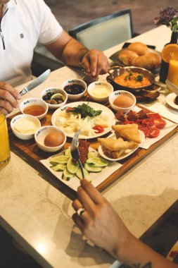 zengin ve leziz Türk Kahvaltı