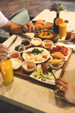 zengin ve leziz Türk Kahvaltı