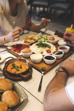 zengin ve leziz Türk Kahvaltı
