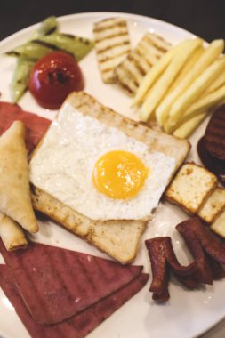 zengin ve leziz Türk Kahvaltı