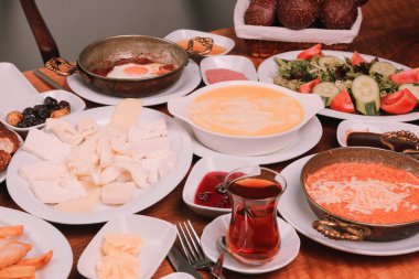 zengin ve leziz Türk Kahvaltı