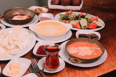 zengin ve leziz Türk Kahvaltı