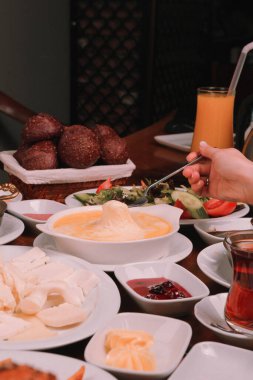 zengin ve leziz Türk Kahvaltı