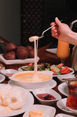 zengin ve leziz Türk Kahvaltı