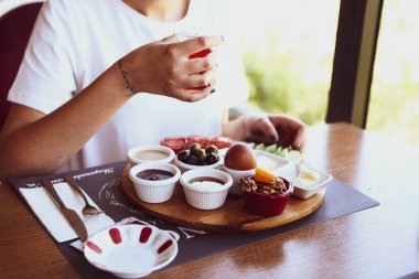 zengin ve leziz Türk Kahvaltı