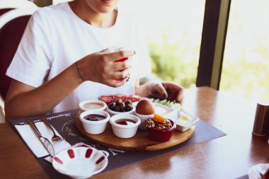 zengin ve leziz Türk Kahvaltı