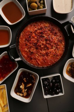 zengin ve leziz Türk Kahvaltı