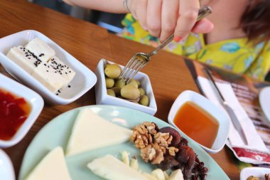 zengin ve leziz Türk Kahvaltı