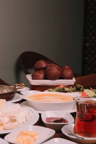 Reichhaltiges Und Köstliches Türkisches Frühstück — Stockfoto