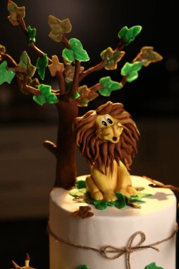 Masada lezzetli bir pasta var.