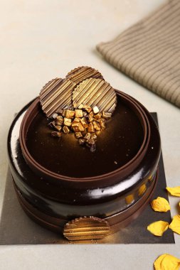 Masada lezzetli bir pasta var.