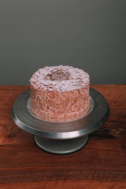 Masada lezzetli bir pasta var.