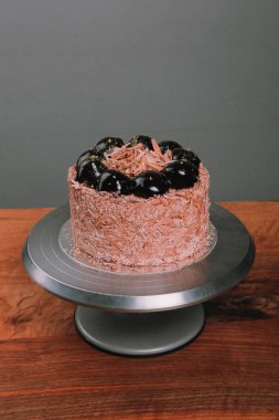 Masada lezzetli bir pasta var.