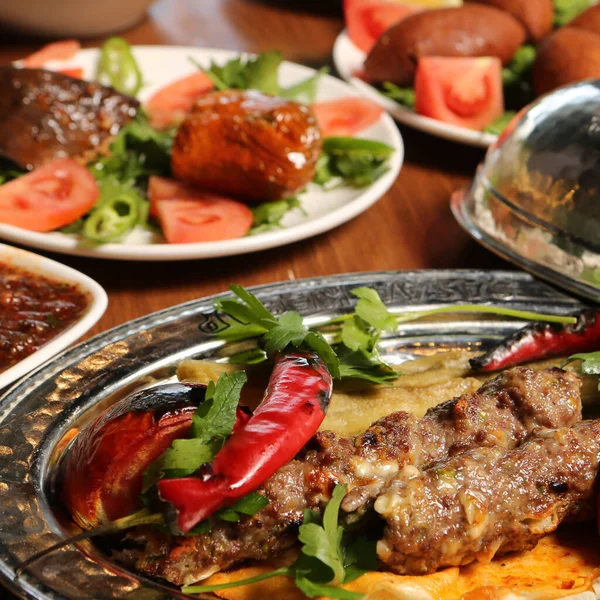 Türk Arap Geleneksel Ramazan Kebabı — Stok fotoğraf